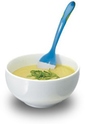Color Changing Spoon (Image courtesy Shop.com)