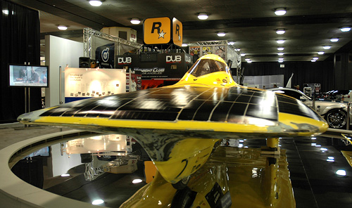 University of Michigan Solar Car Team Continuum (Image property of OhGizmo!)