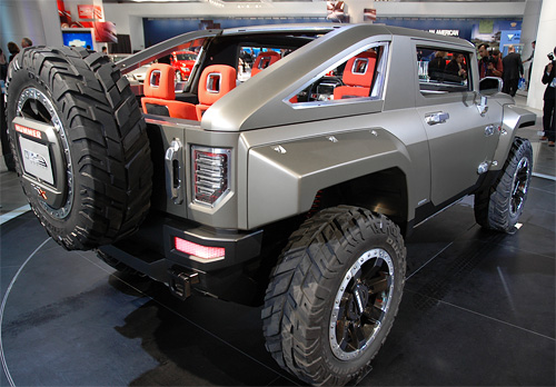 Hummer HX Concept (Images property of OhGizmo!)