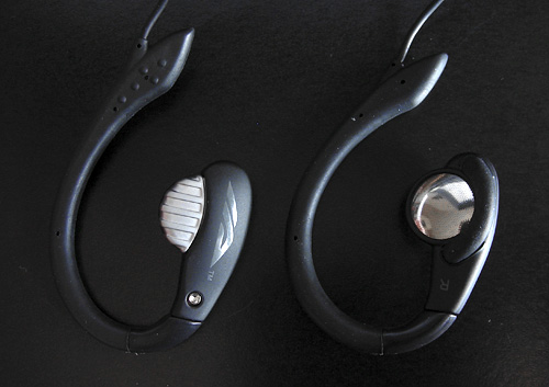 AirDrives Interactive Earphones For iPhone (Image property of OhGizmo!)