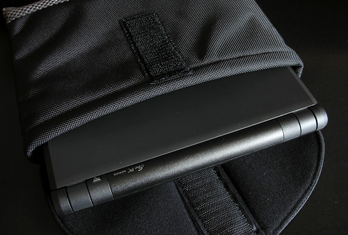 WaterField Designs SleeveCase For The Asus EEE (Image property of OhGizmo!)