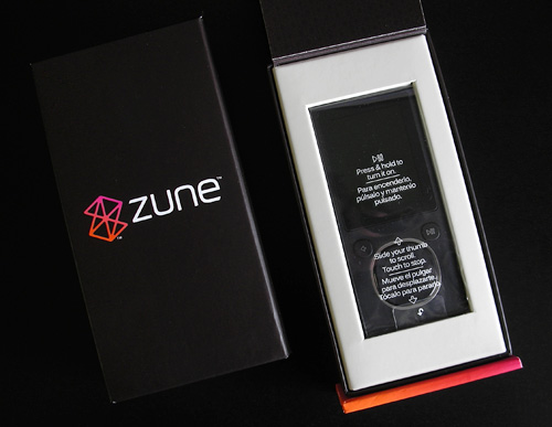 Microsoft Zune 8GB (Image property of OhGizmo!)