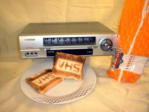 vhs-toaster