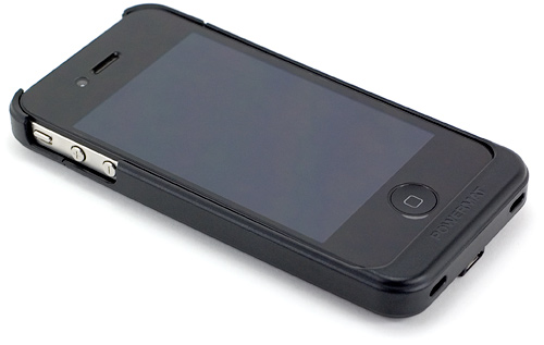 Powermat Wireless Charging System For The iPhone 4 (Image property OhGizmo!)