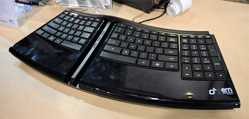 Smartfish Technologies' Engage Keyboard (Image property OhGizmo!)