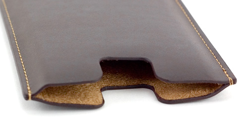 XtremeMac Leather Sleeve (Image property OhGizmo!)