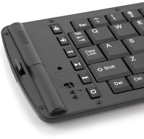Verbatim Wireless Bluetooth Mobile Keyboard (Image property OhGizmo!)