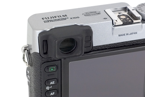 Fujifilm FinePix X100 (Image property OhGizmo!)