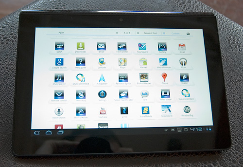 Sony Tablet S (Image property OhGizmo!)