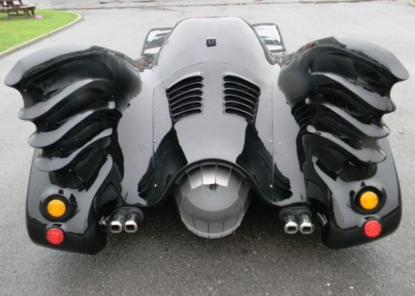 Homemade 1989 Batmobile auction at Mercedes Benz World