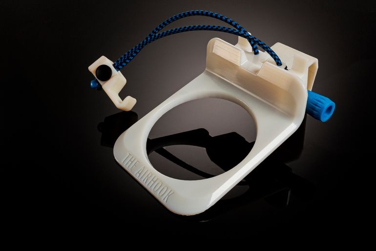 airhookairplanedevicedrinkholder4 OhGizmo!