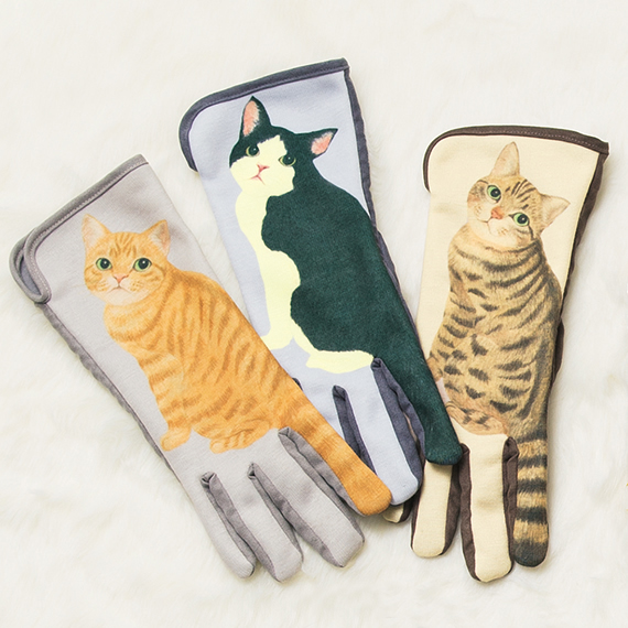 cat-tail-gloves-2
