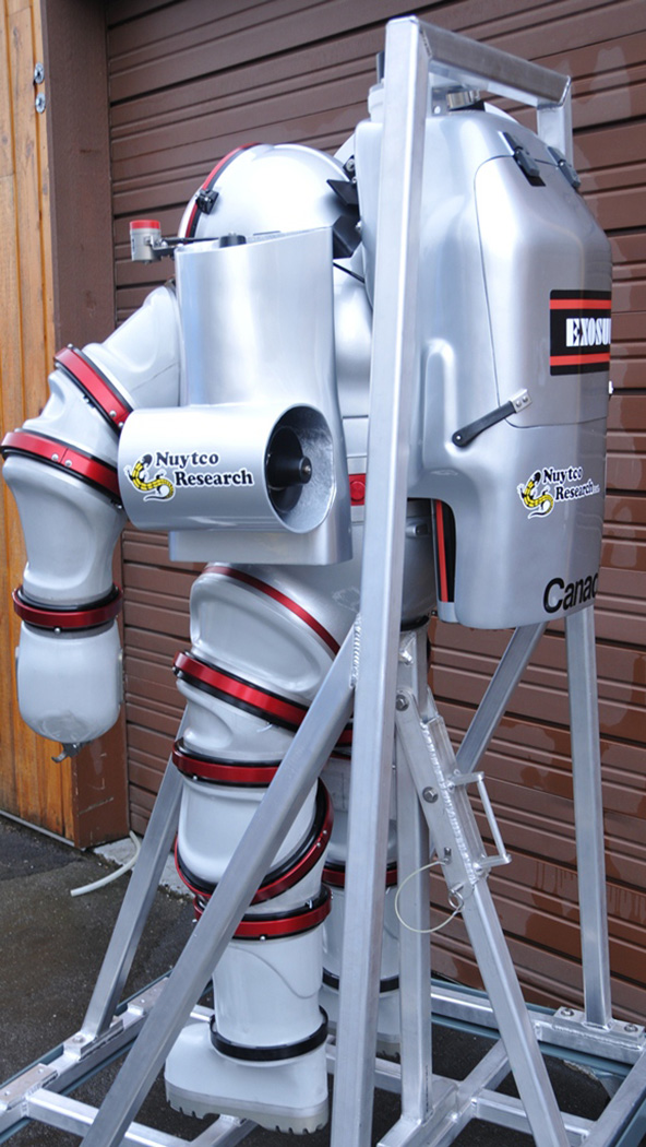 exosuit-self-propelled-atmospheric-diving-suit-9