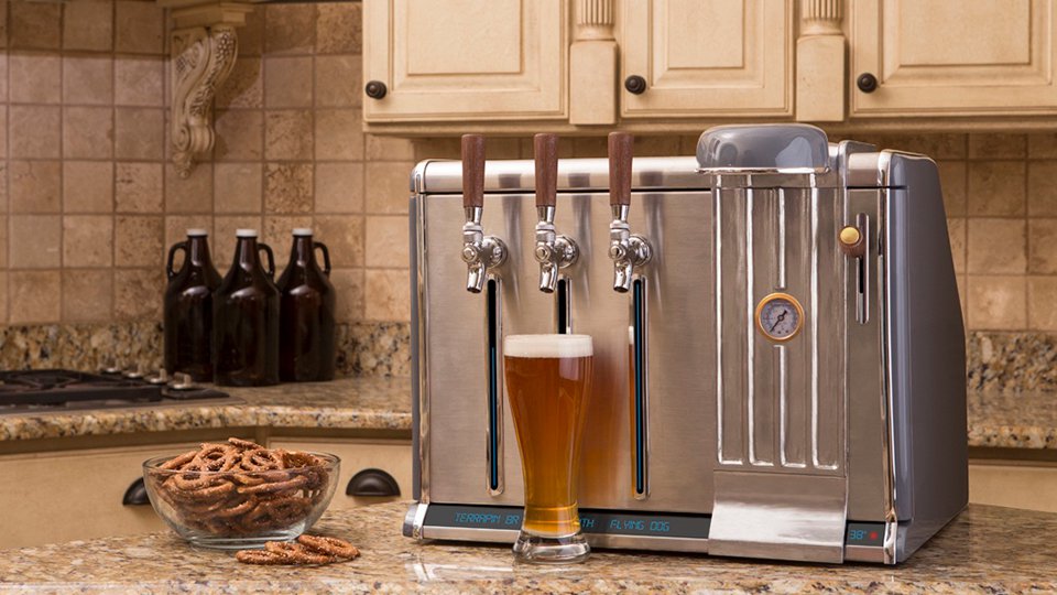 The Growler Chill Is a Kegerator For Growlers