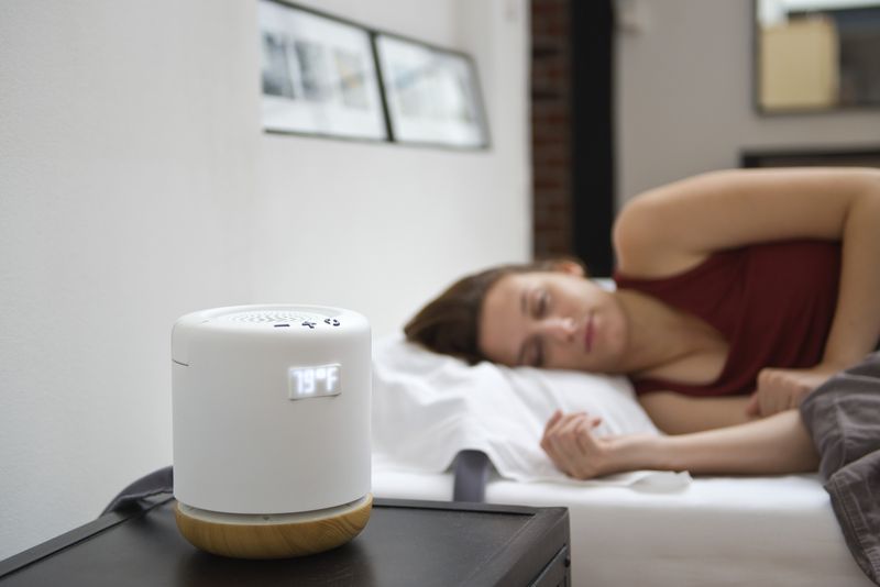 Moona Is A Pad That Keeps Your Pillow Cool
